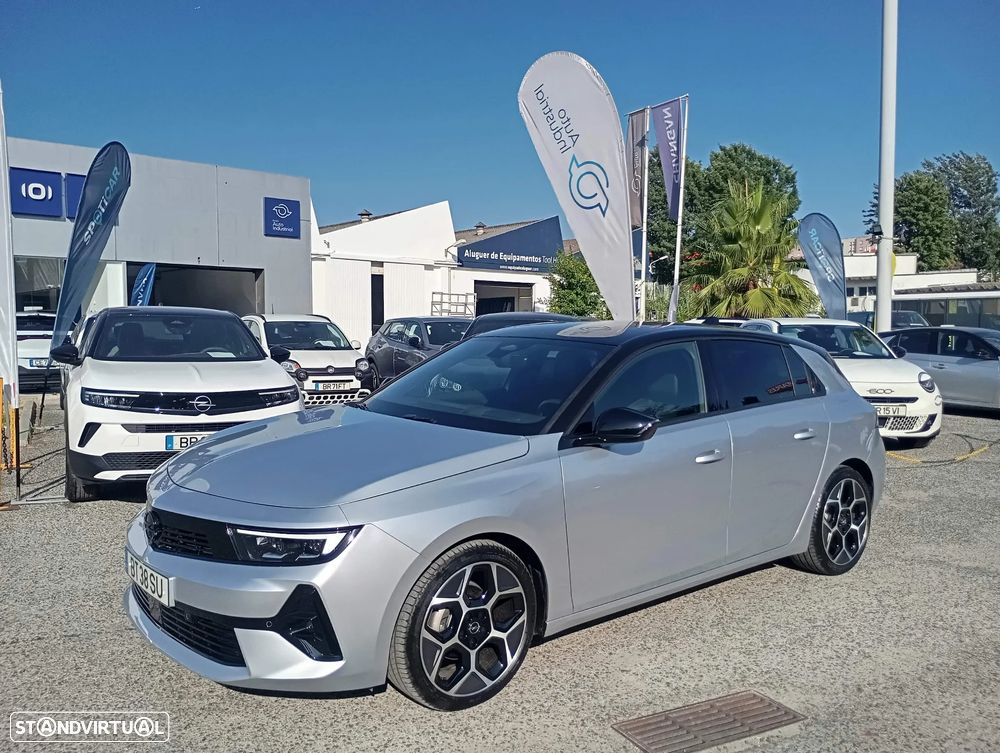 Opel Astra 1.2 T GS Aut. - 1