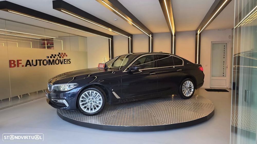BMW 530 e iPerformance Line Luxury - 14