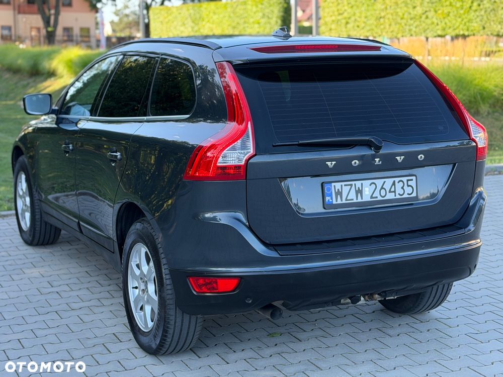 Volvo XC 60 D5 AWD Momentum - 12