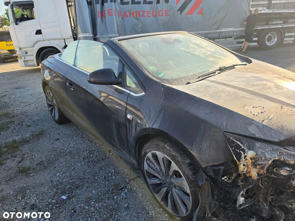Opel Cascada 2.0 CDTI ecoFLEX Start/Stop Active - 17