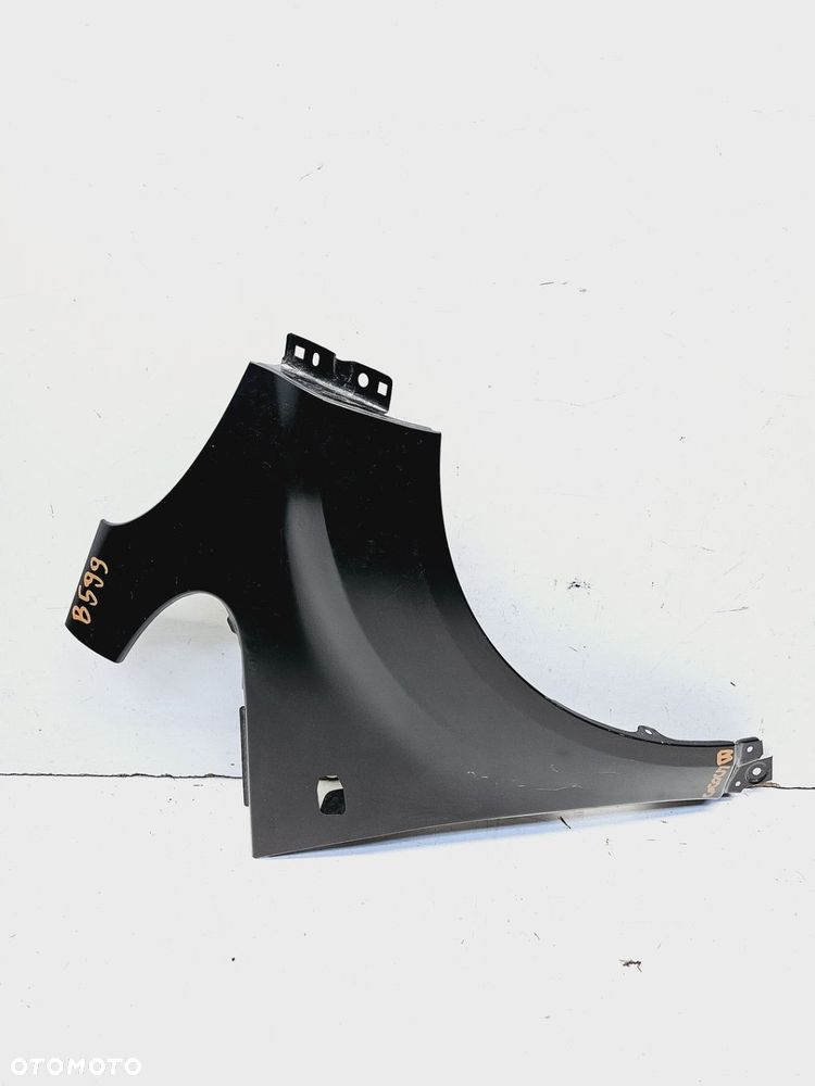 MITSUBISHI IMIEV CITROEN C-ZERO Błotnik przód przedni PRAWY