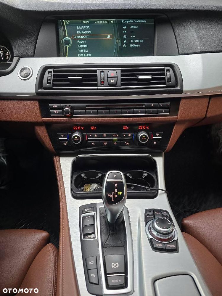BMW Seria 5 525d Sport-Aut - 18