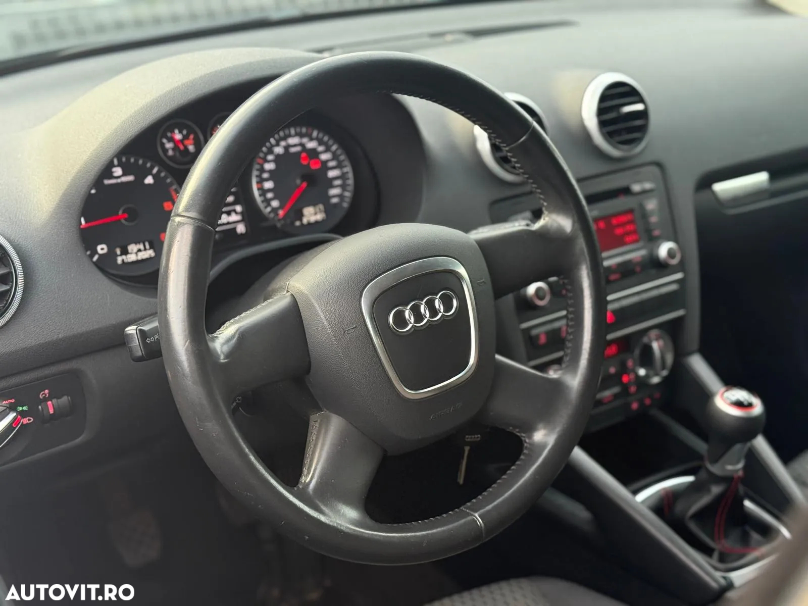 Audi A3 2.0 TDI Sportback DPF S line Sportpaket - 8
