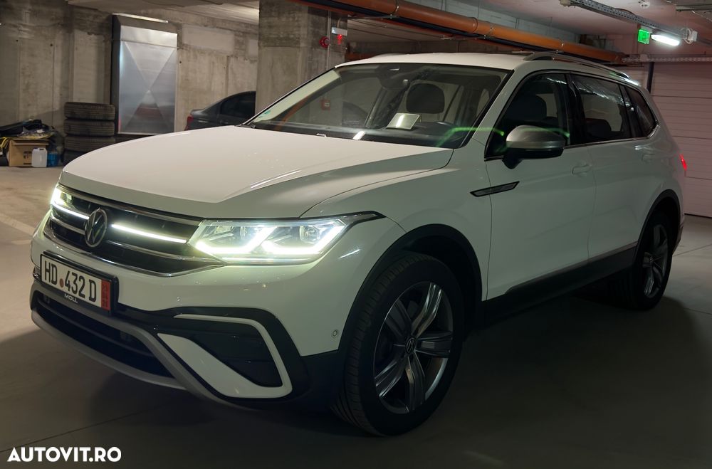 Volkswagen Tiguan 2.0 TDI SCR 4MOTION DSG Elegance - 26