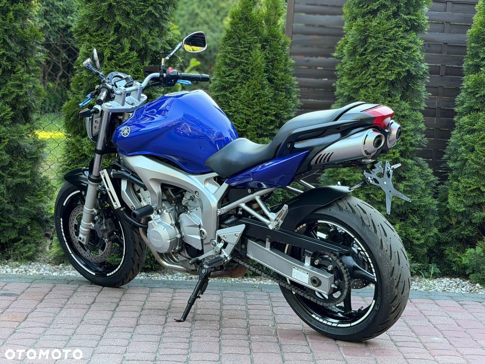 Yamaha FZ6 - 8
