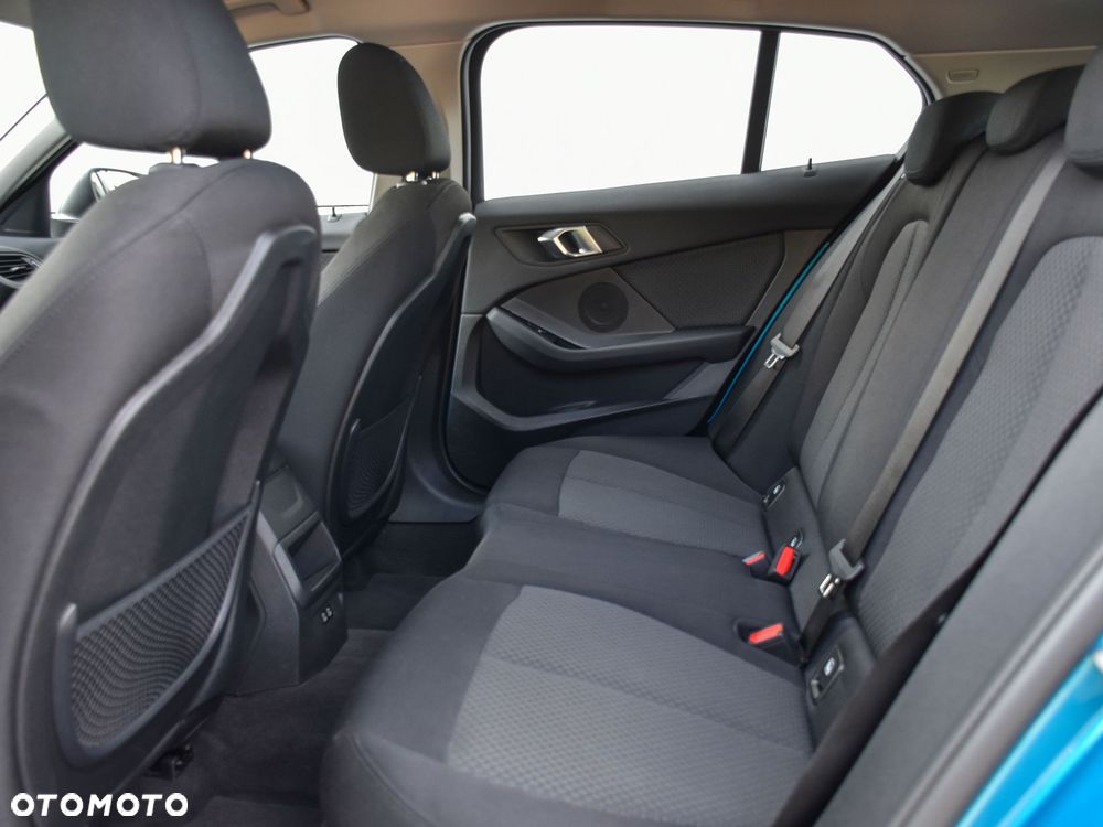 BMW Seria 1 118i Advantage - 17