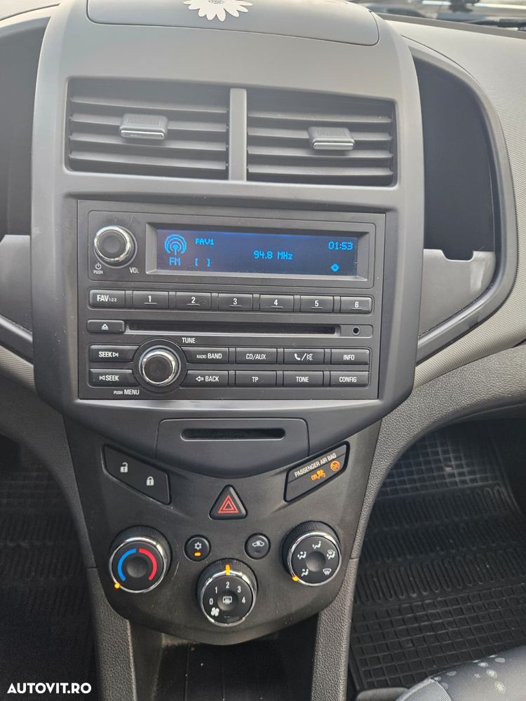 Chevrolet Aveo 1.2 DOHC 86 CP MT5 LS - 8