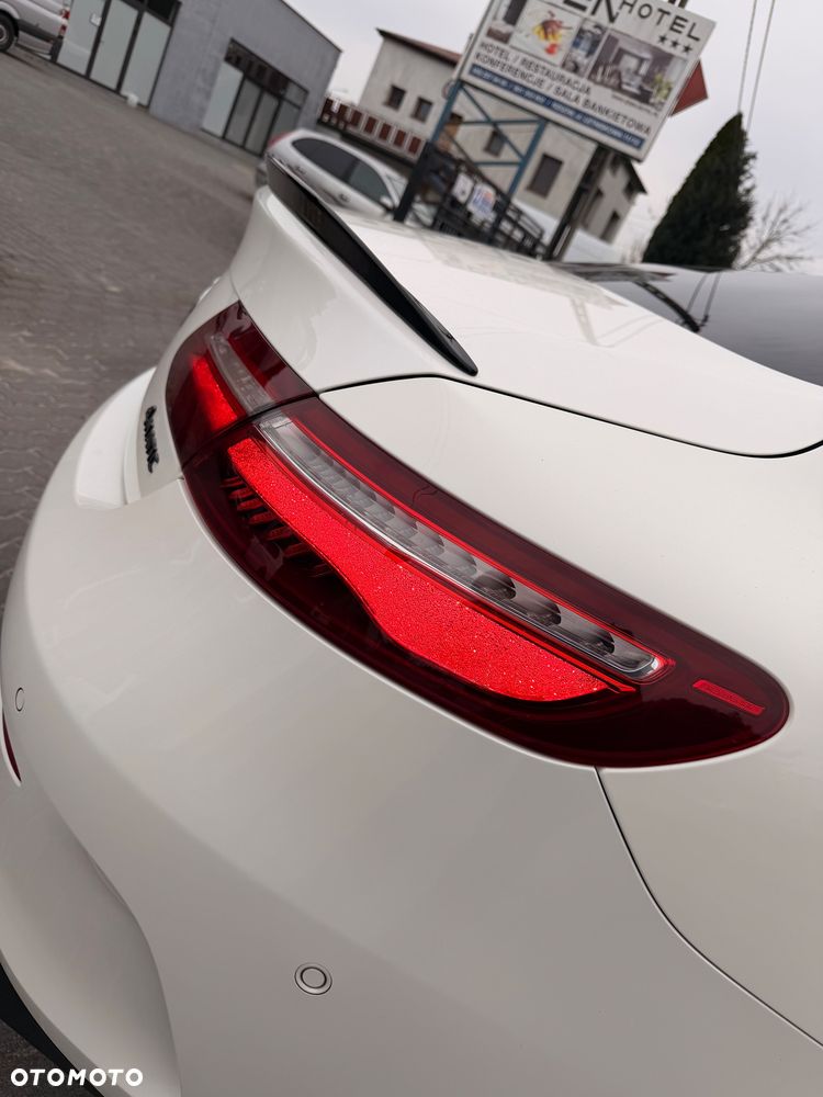 Mercedes-Benz Klasa E 400 4-Matic 9G-TRONIC - 16
