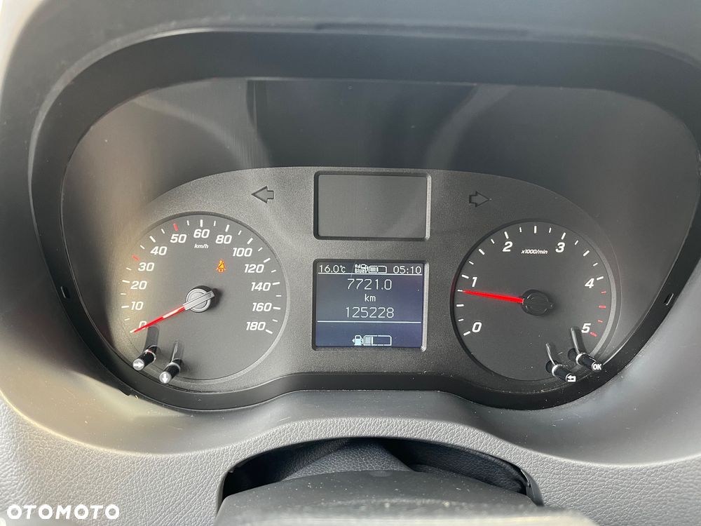 Mercedes-Benz SPRINTER - 17