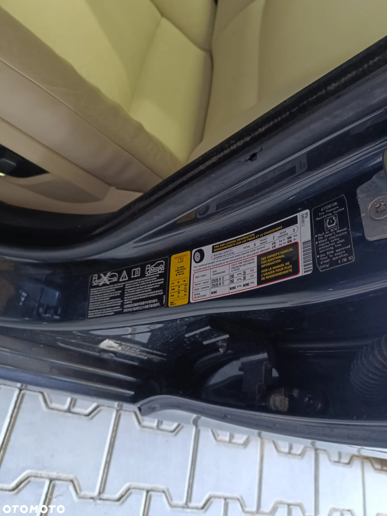 BMW Seria 5 528i xDrive - 18