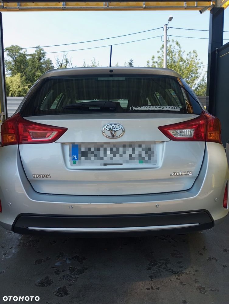 Toyota Auris - 5