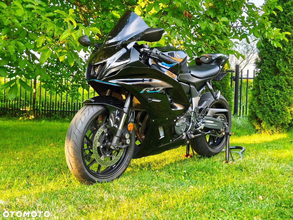 Yamaha R7 - 22