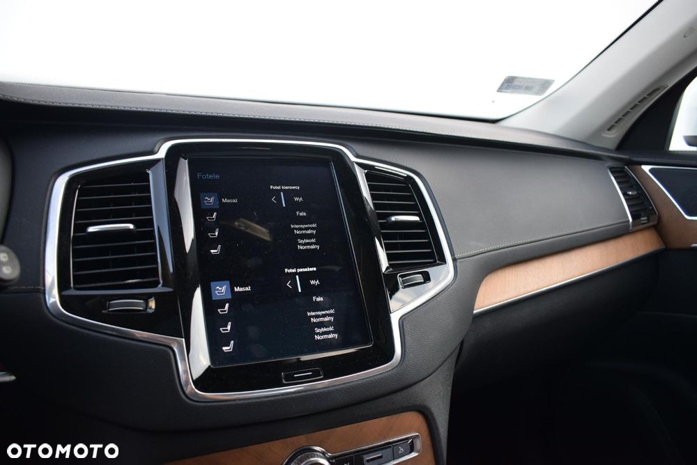 Volvo XC 90 D5 SCR AWD Inscription - 24