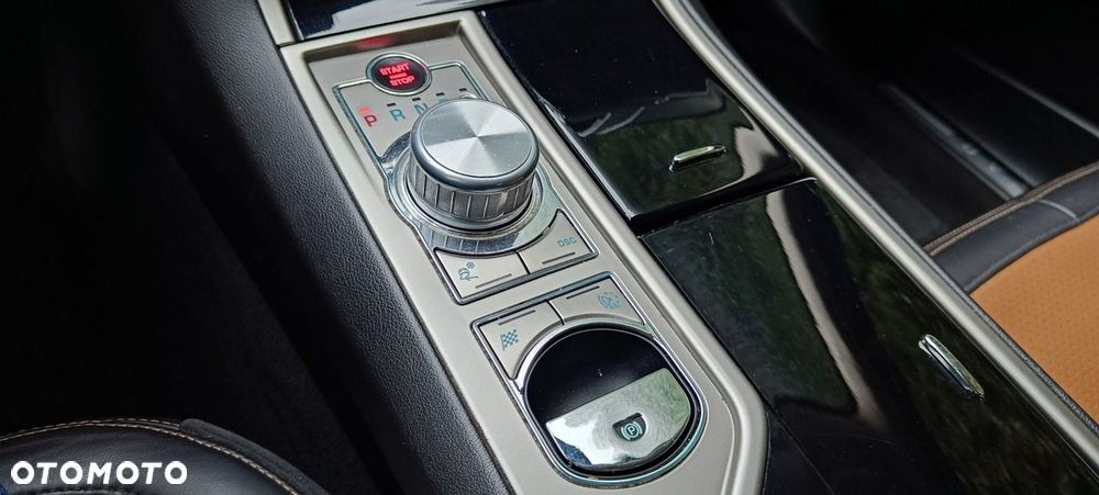 Jaguar XF 3.0 V6 D Luxury - 28