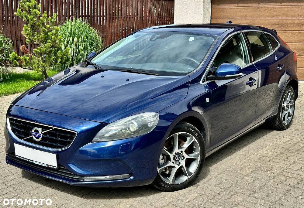 Volvo V40 D4 Drive-E Ocean Race - 6