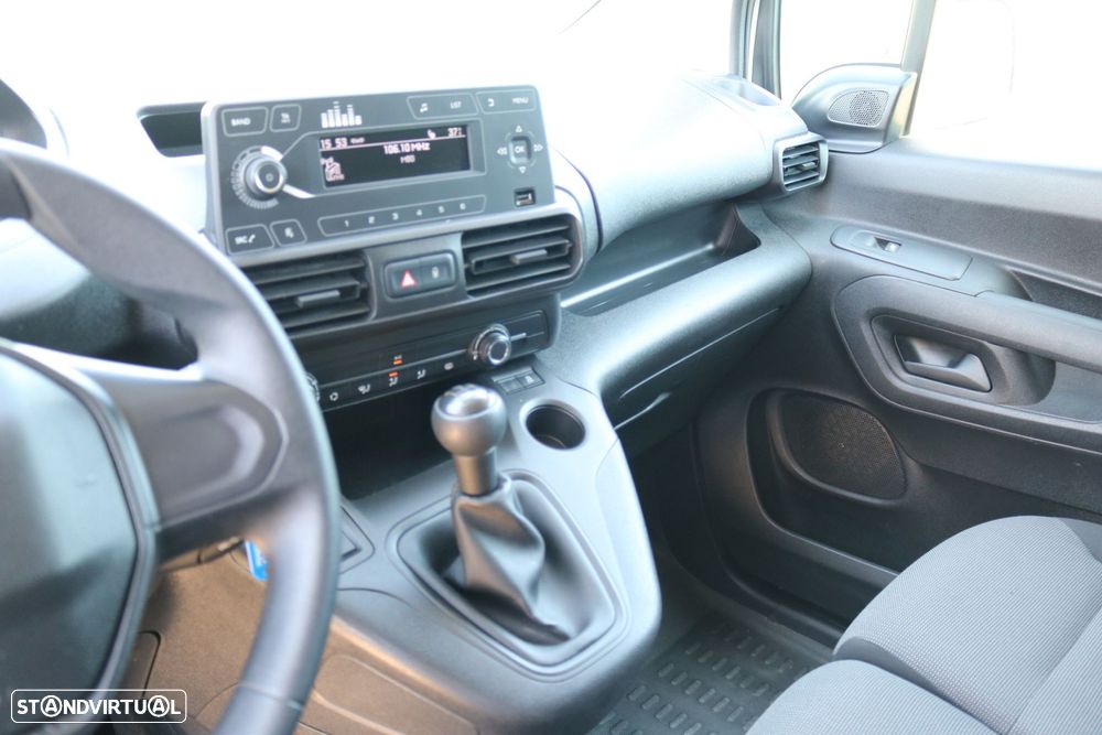 Peugeot Partner 1.6 HDi 3 Lug C/Iva Incluído - 17