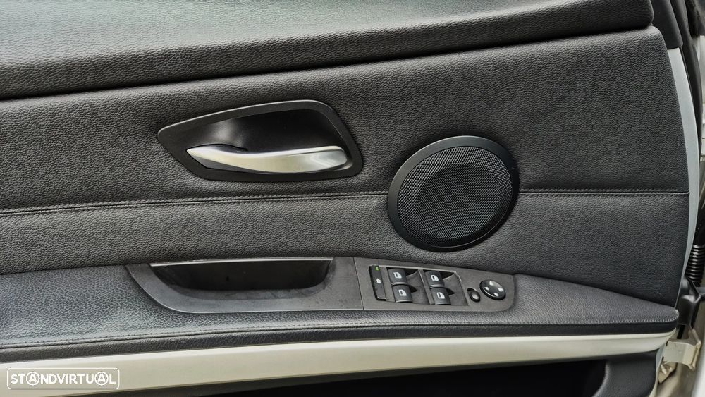 BMW 320 d Navigation - 19