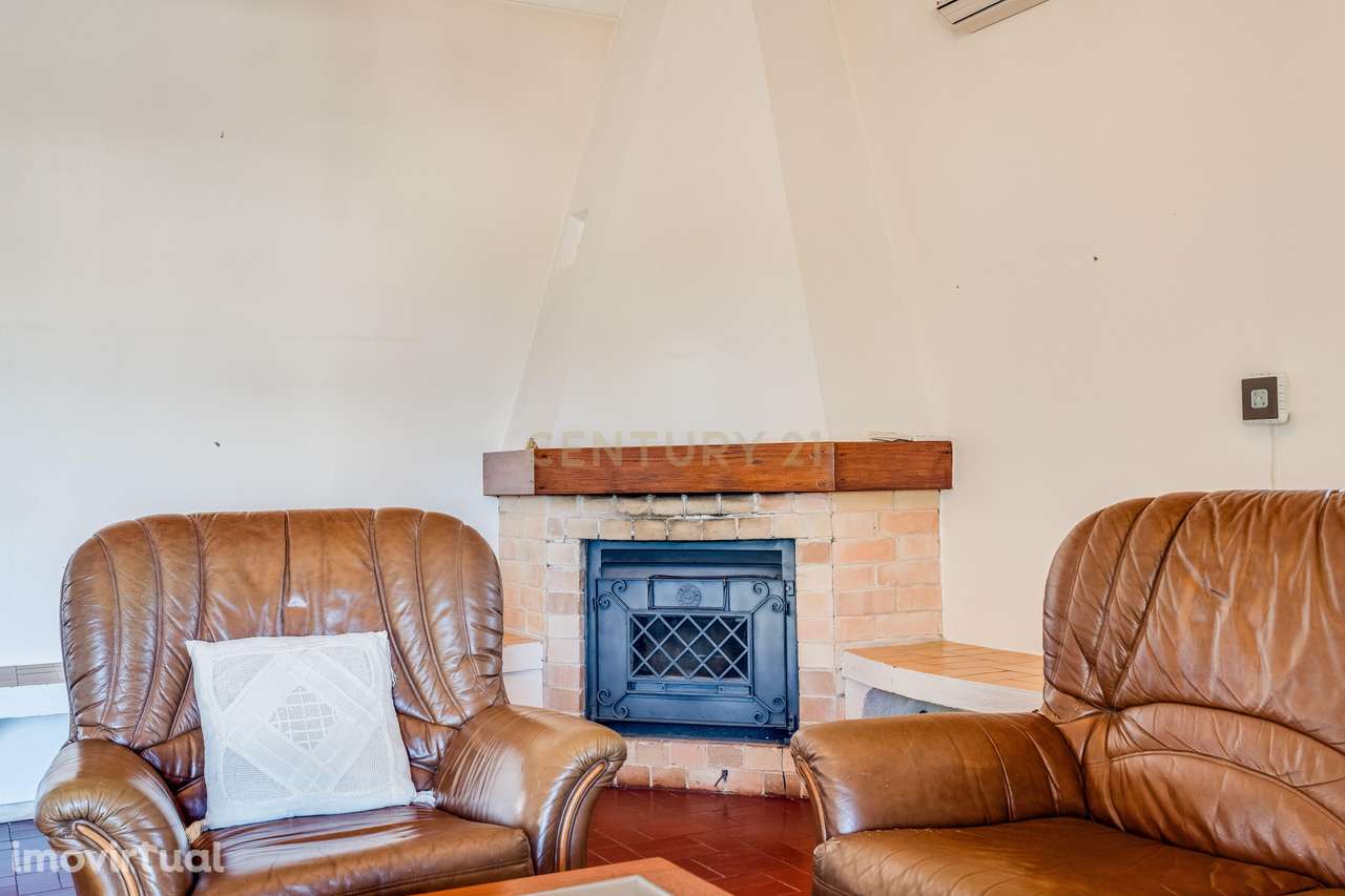 Moradia T4 térrea com garagem e terreno de quase 6.000 m², nos Salicos - Grande imagem: 3/39