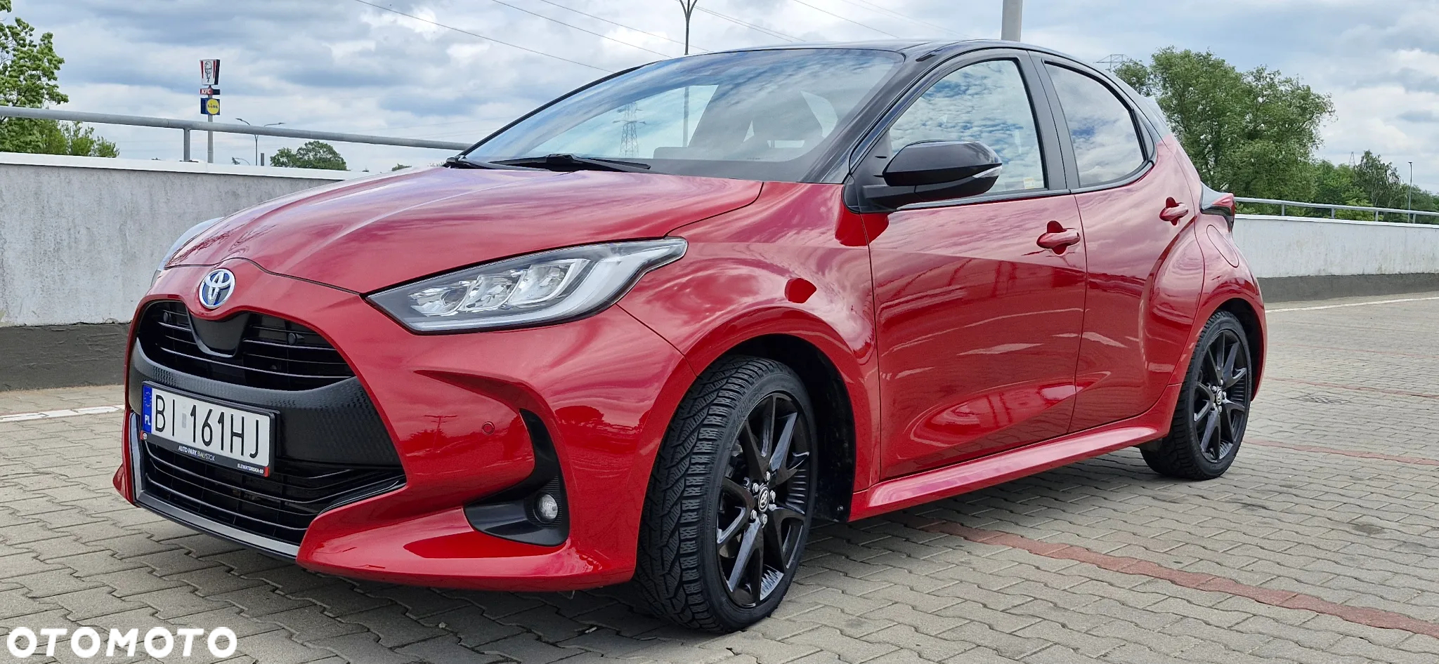 Toyota Yaris Hybrid 1.5 Style - 3