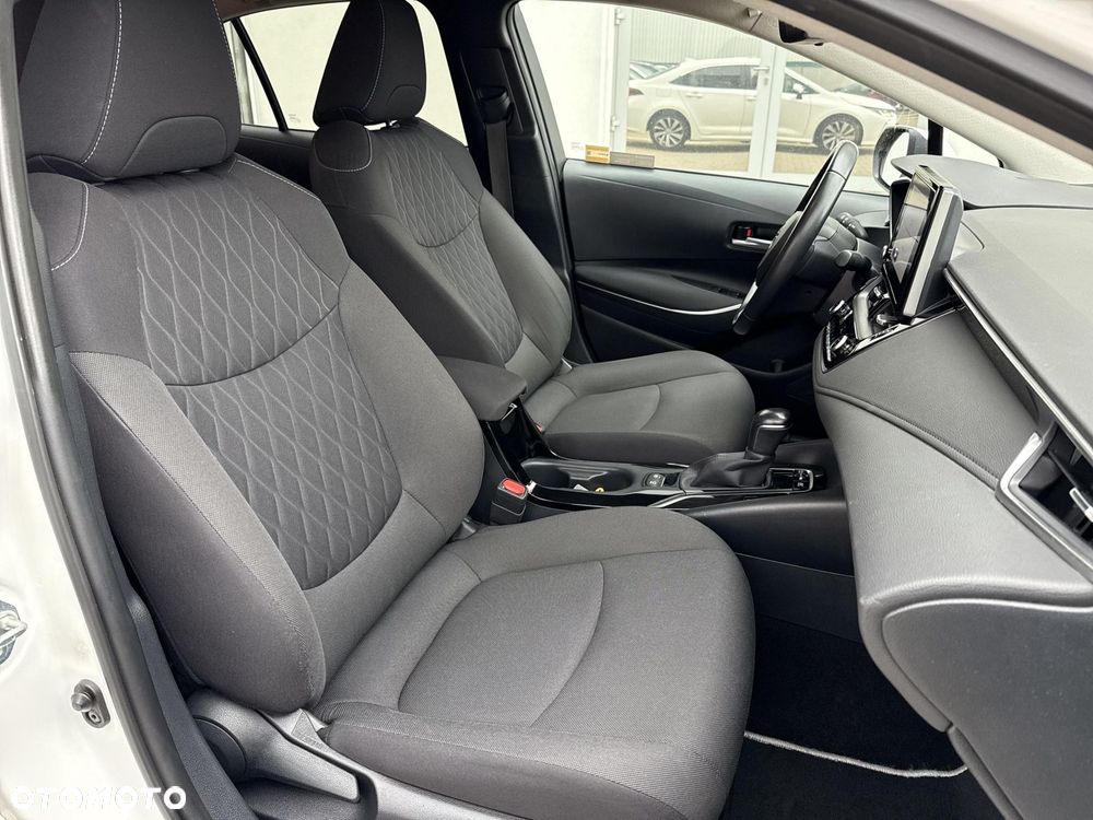 Toyota Corolla 1.8 Hybrid Comfort - 9