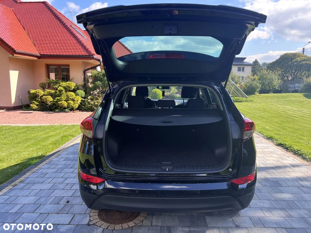 Hyundai Tucson blue 1.7 CRDi 2WD Style - 9