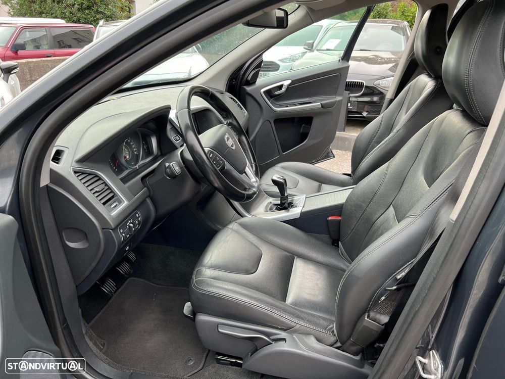 Volvo XC 60 D4 Summum - 15