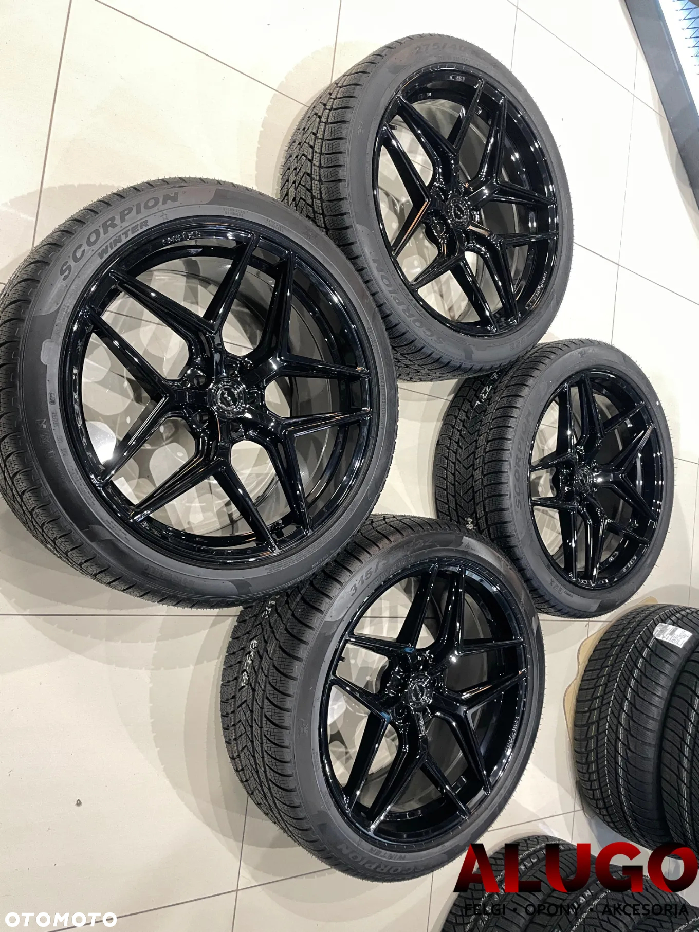Kompletne Koła 22 Blank CVR2 Chrysler 300C Jaguar F-Pace Range Rover Velar  Volvo XC60 XC90 EX90 - 3