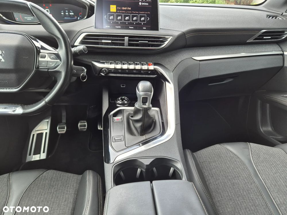 Peugeot 3008 1.6 BlueHDi Style S&S - 11