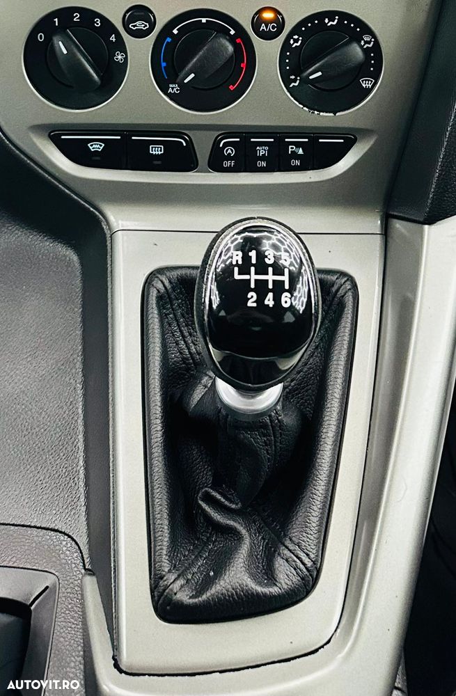 Ford Focus 1.0 EcoBoost Start-Stopp-System Business Edition - 23