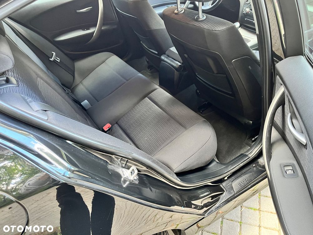 BMW Seria 1 - 19