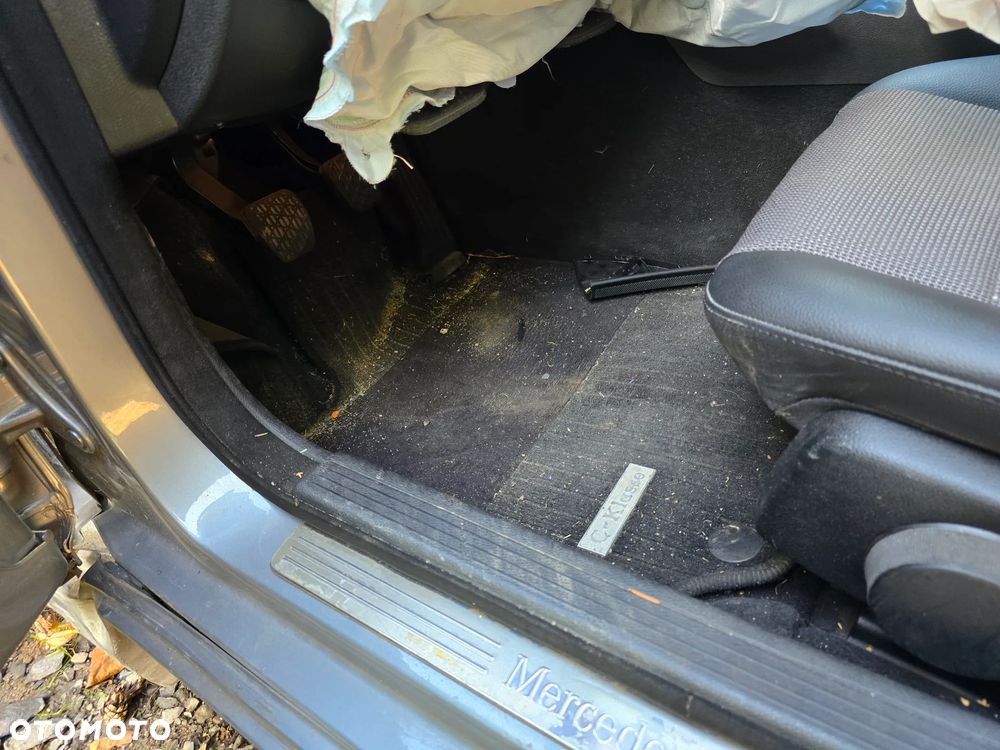 Mercedes-Benz Klasa C 200 Kompressor Avantgarde - 14