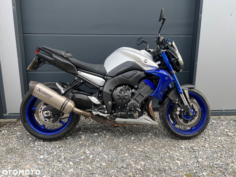 Yamaha FZ8 - 1