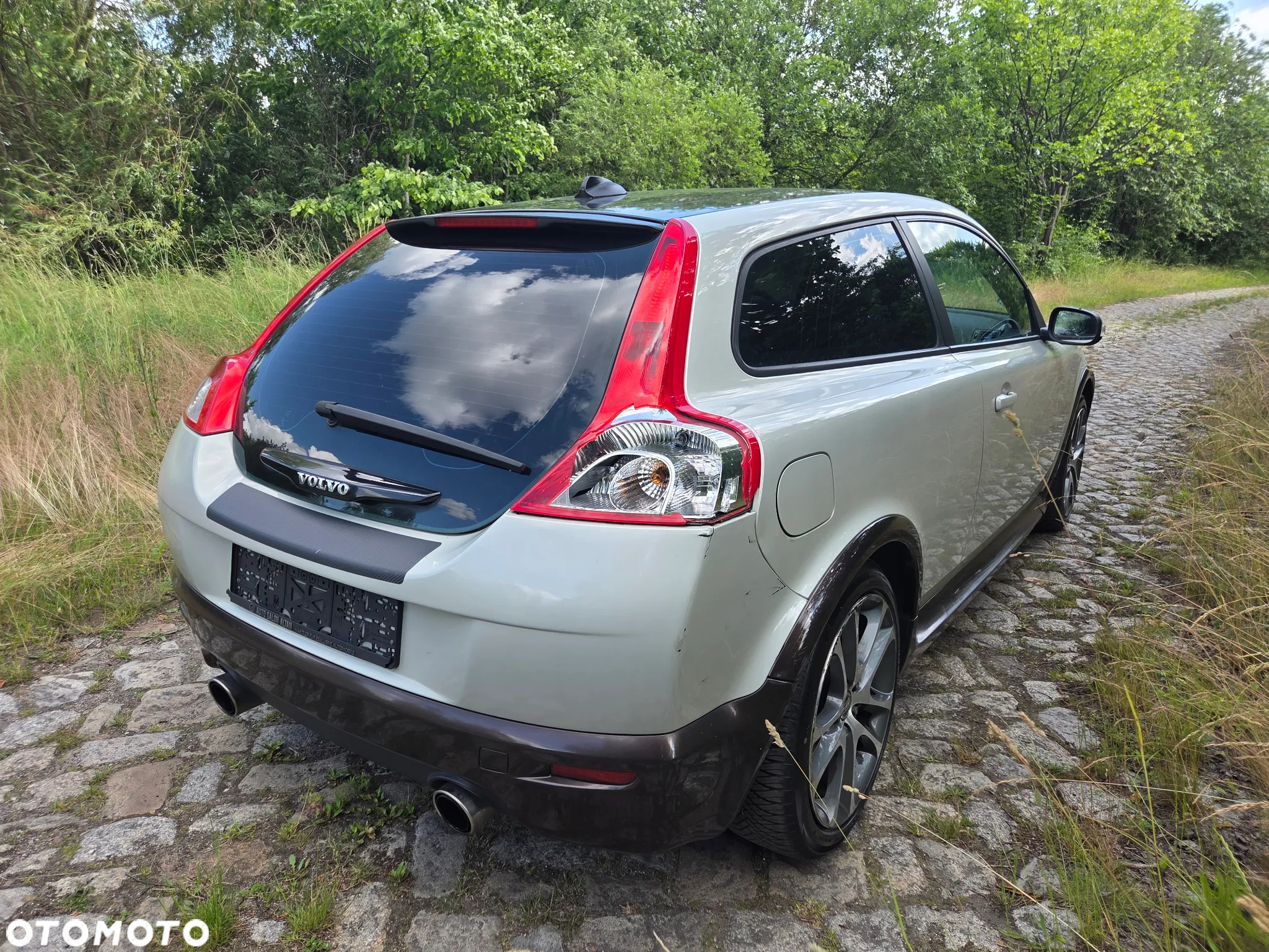 Volvo C30 2.0 R-Design - 4