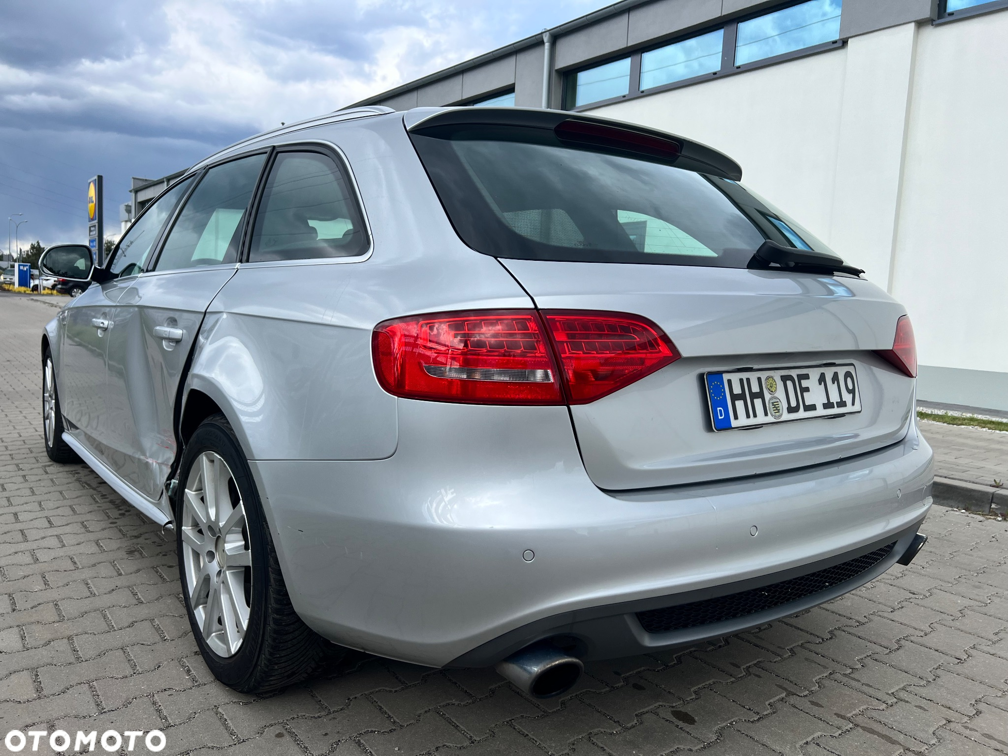 Audi A4 Avant 2.0 TFSI quattro S line Sportpaket - 14