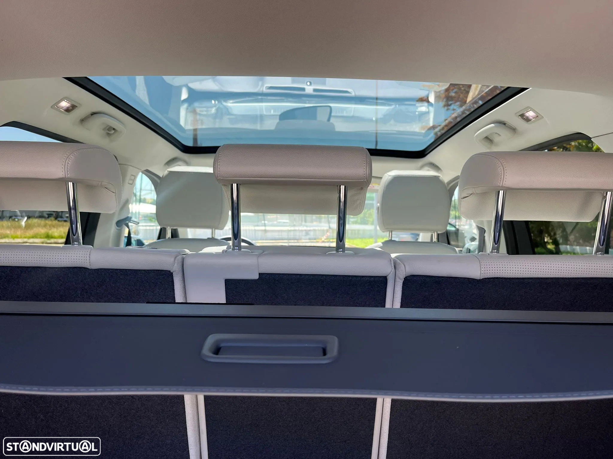 Land Rover Discovery Sport - 2