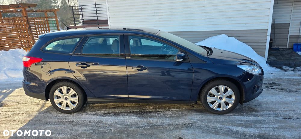 Ford Focus 1.6 TDCi DPF Trend - 8