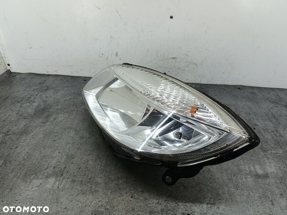 LAMPA PRZÓD LEWA SKODA FABIA II 5J1941015  HELLA - 9