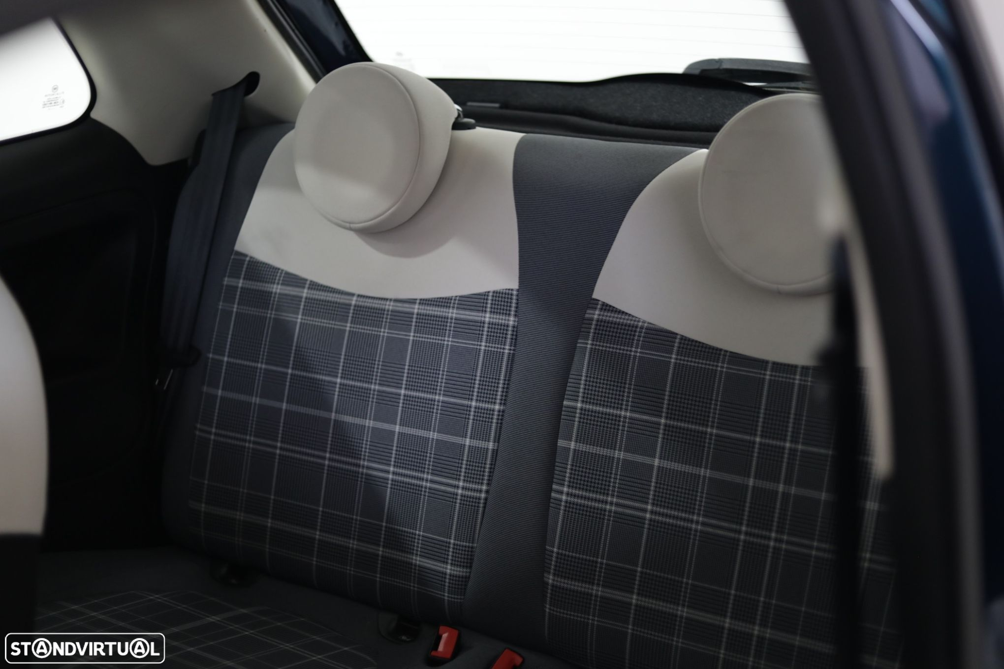 Fiat 500 1.0 Hybrid Lounge - 18