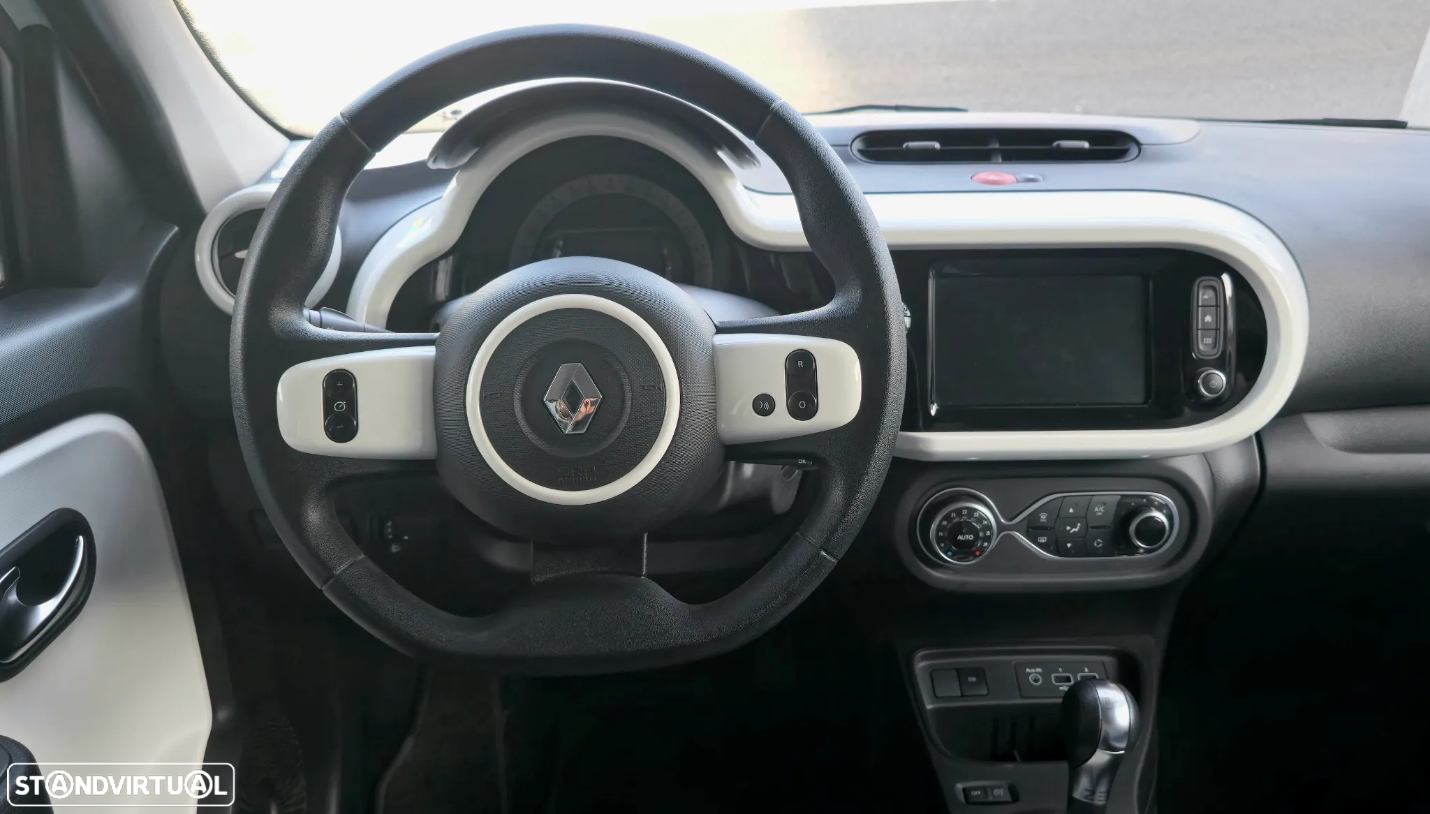 Renault Twingo Z.E. 22 Zen - 24