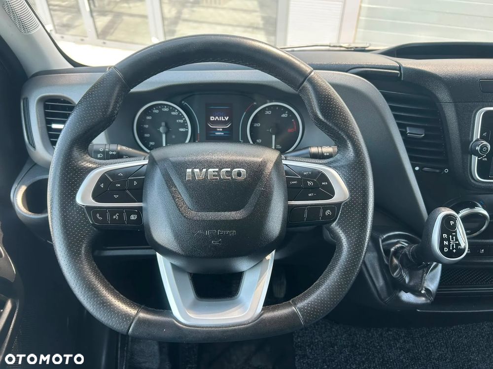 Iveco Daily 40C18 35C18 3.0 HPI Hi-Matic Kontener 8 palet + winda 1000kg + drzwi boczne **Kamera**Klima**LED**Super stan**2023R** - 14