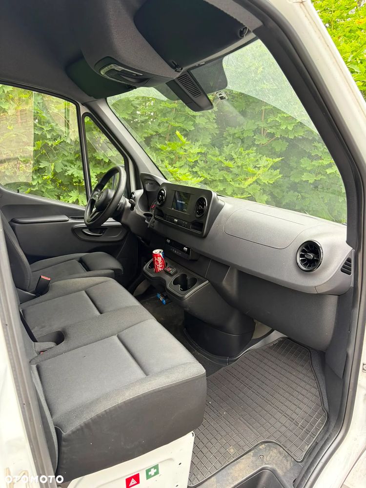 Mercedes-Benz SPRINTER - 3