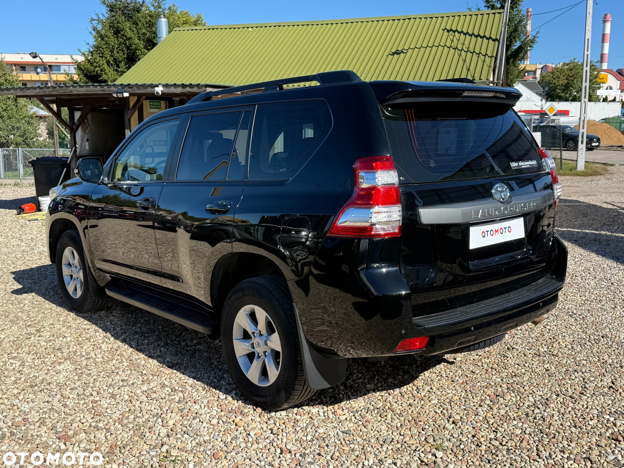 Toyota Land Cruiser - 13