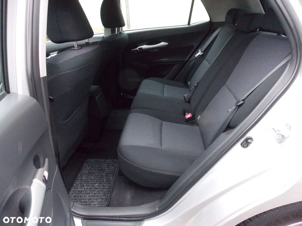 Toyota Auris 1.33 Dual-VVT-i Comfort - 23