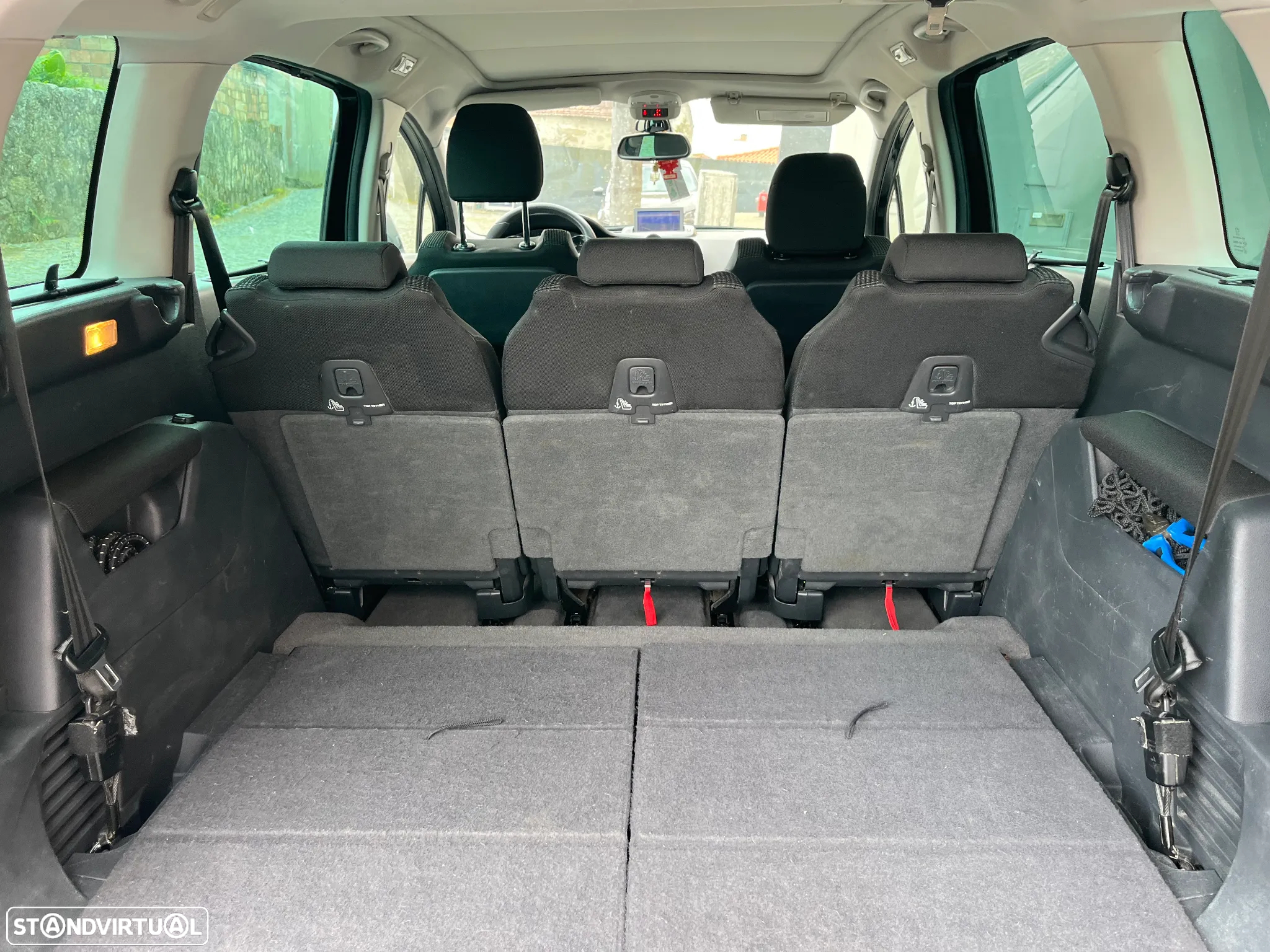 Peugeot 5008 HDI FAP 150 Premium - 8