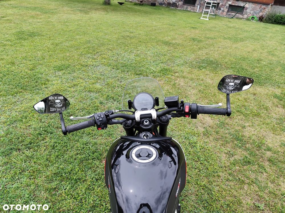 Triumph Trident - 3