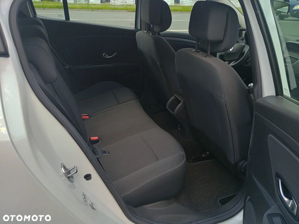 Renault Megane 1.6 16V 100 Expression - 8