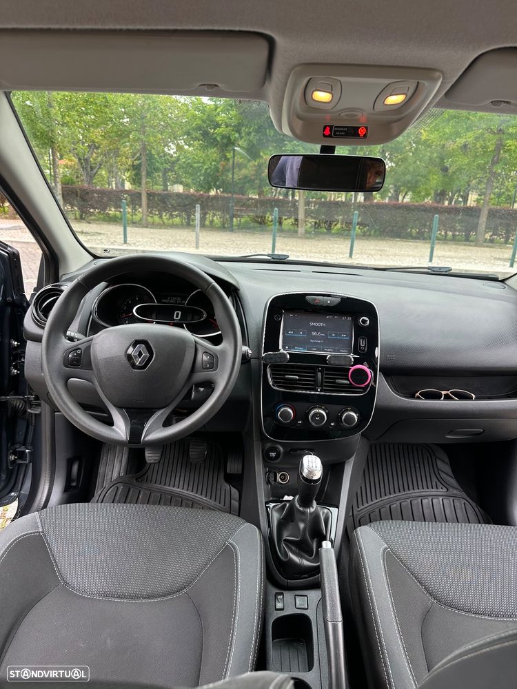 Renault Clio Sport Tourer dCi 75 Stop & Start Expression - 12