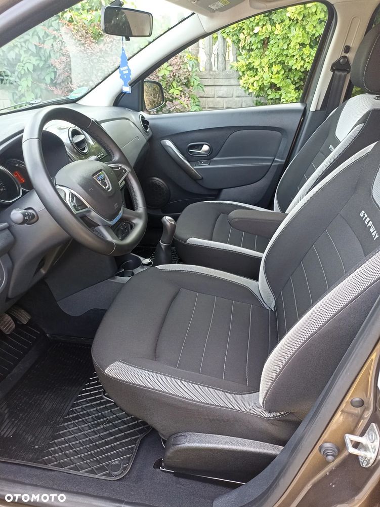 Dacia Sandero Stepway - 19