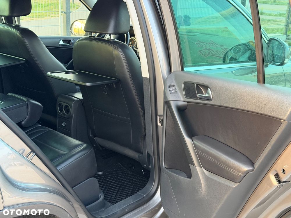 Volkswagen Tiguan 2.0 TSI 4Mot Sport DSG - 29