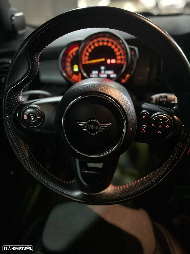 MINI 3 Portas One D - 34